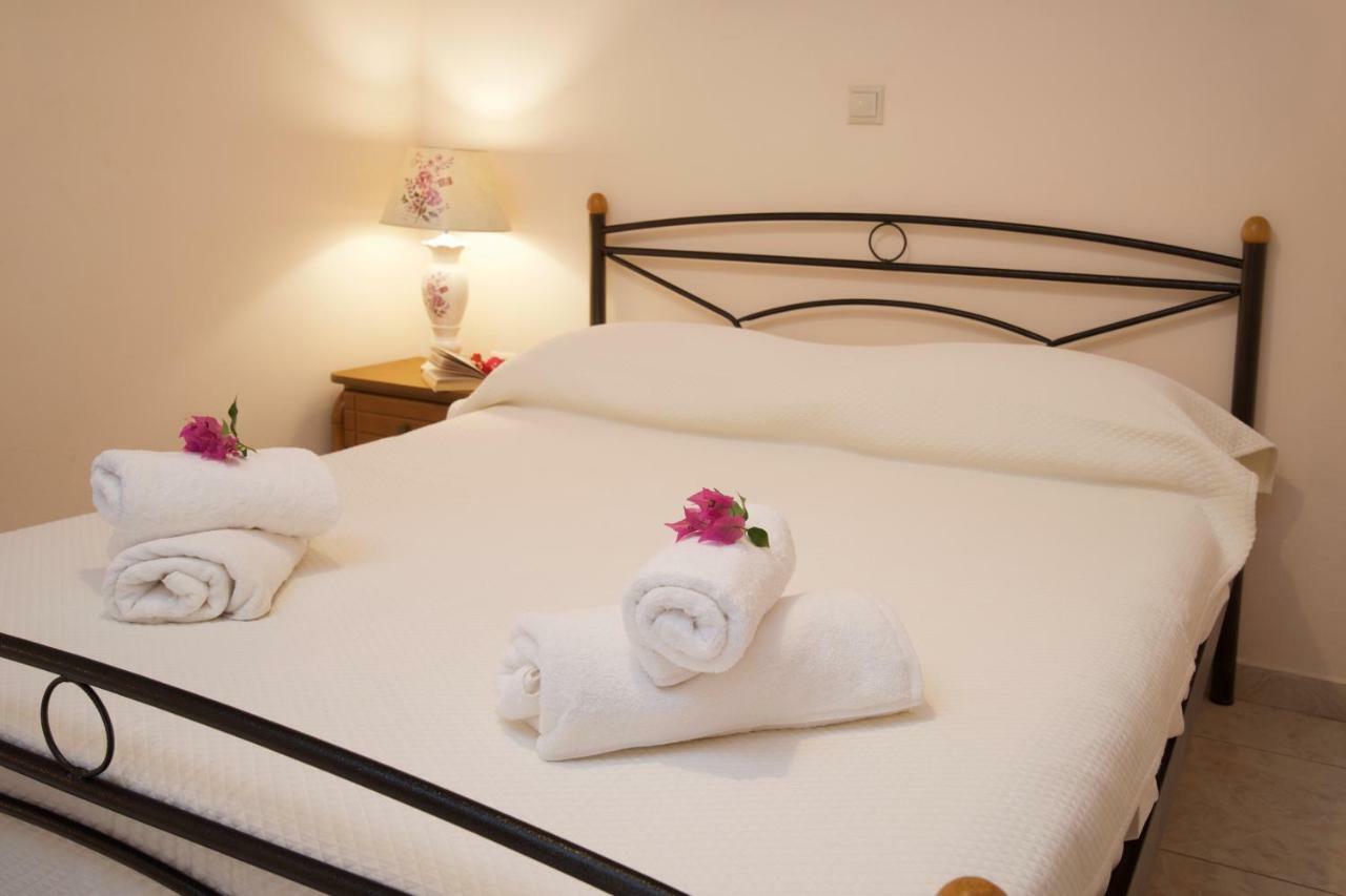 Apollon Apartment In Argostoli Екстер'єр фото